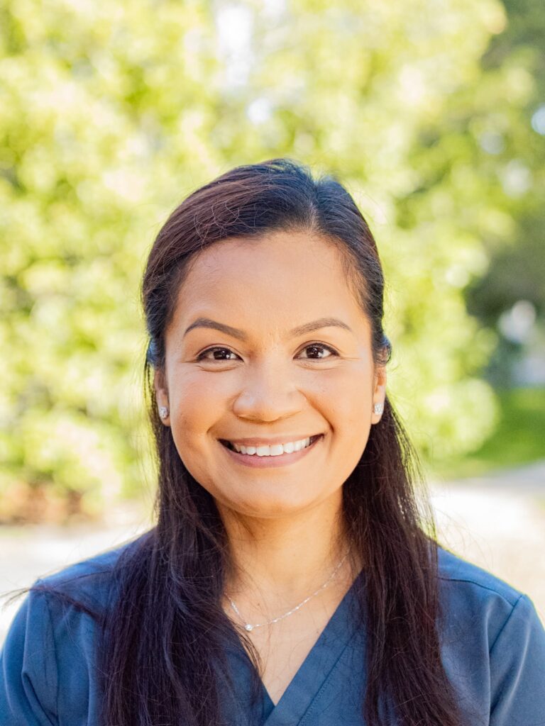 Dr. Rina Bello, DPT